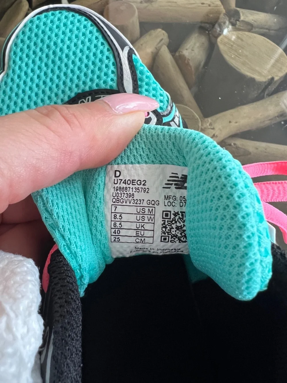 NEW BALANCE 740 Running Sneakers